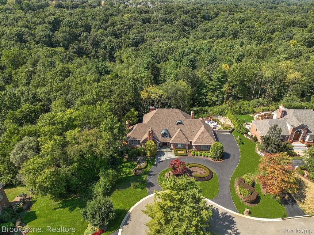 1494 Highpoint, OaklandCharterTownship_Oakland