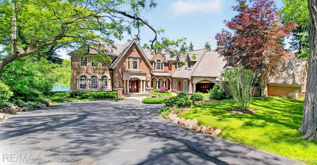 2360 Private Drive, LakeAngelusCity_Oakland