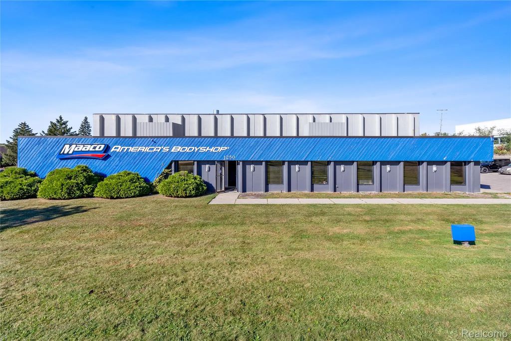 1250 W Hamlin Road, RochesterHillsCity_Oakland