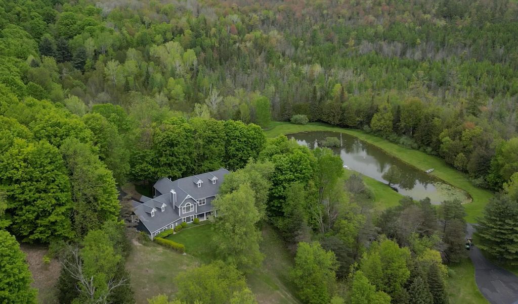 8401 S Sullivan Road, KassonTownship_Leelanau