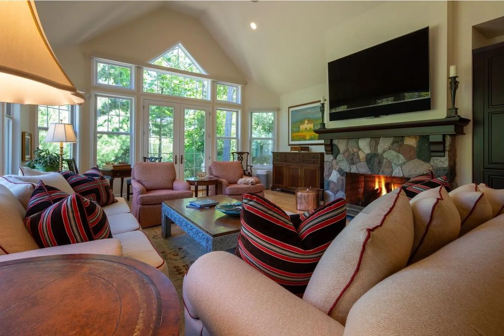 3 Crystal Bend, GlenArborTownship_Leelanau