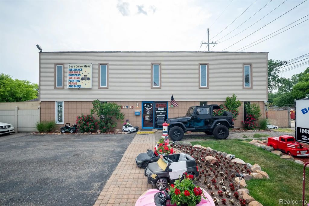 20785 Orchard Lake Road, FarmingtonHillsCity_Oakland