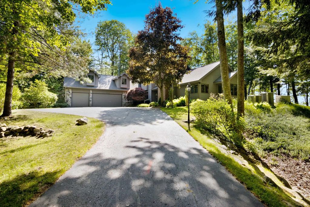 1143 Bay View Drive, TorchLakeTownship_Antrim