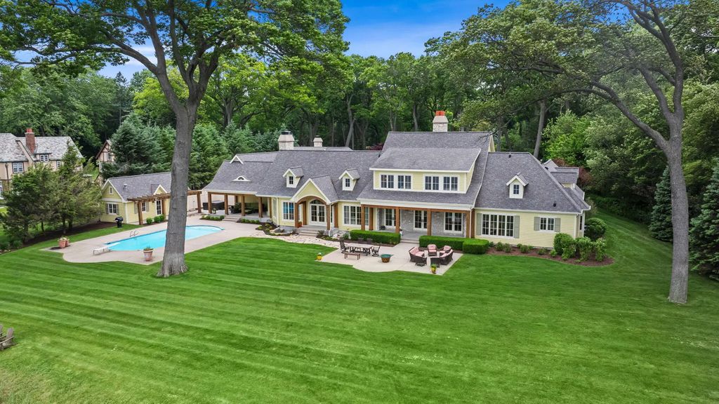 329 W Circle Drive, NorthMuskegonCity_Muskegon