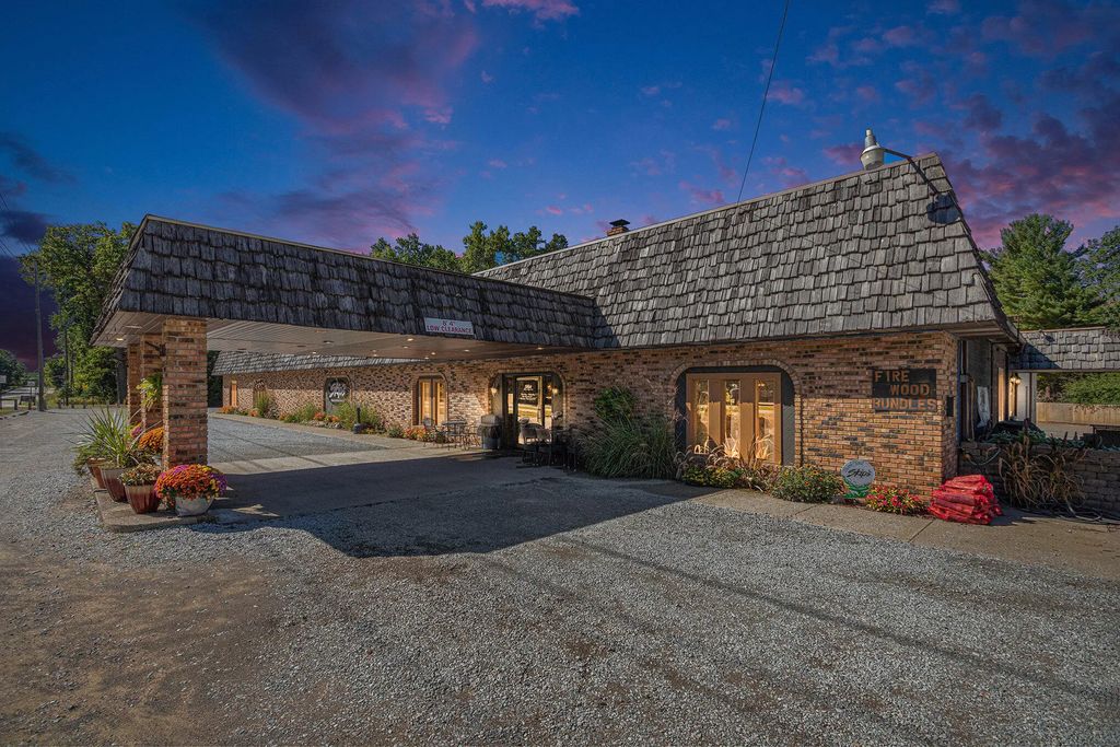 16710 Lakeshore Road, NewBuffaloTownship_Berrien