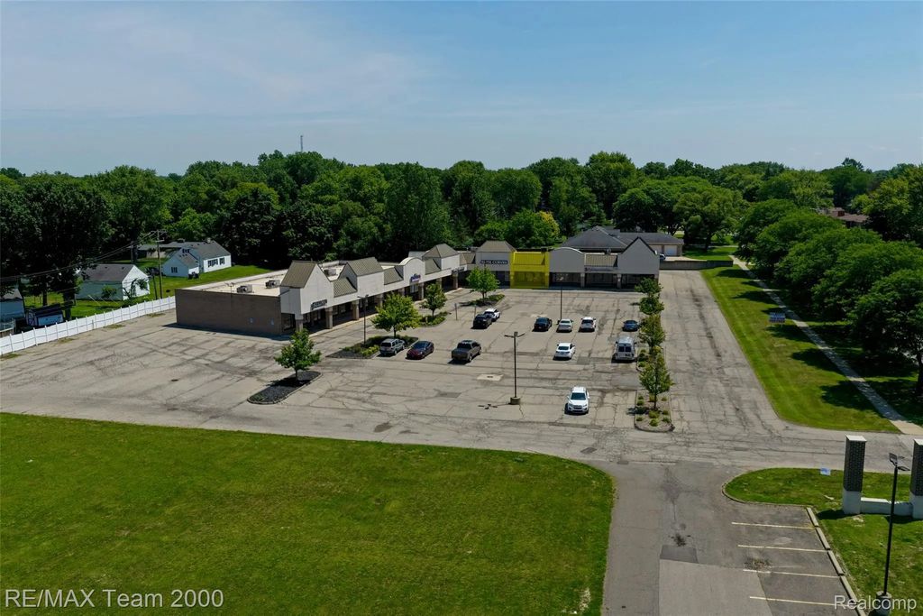 32524 Warren Road, WestlandCity_Wayne