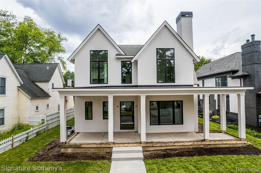 572 Stanley Boulevard, BirminghamCity_Oakland