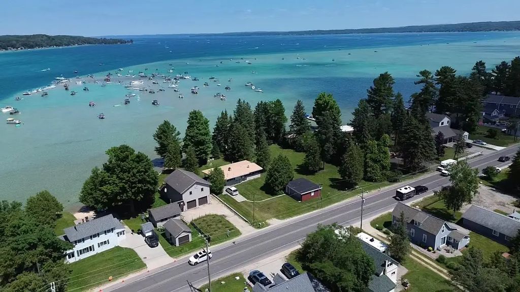 7516 Crystal Beach Road, ClearwaterTownship_Kalkaska