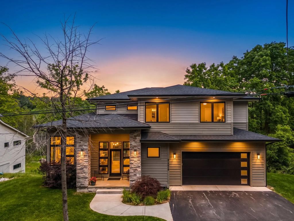 1424 Randolph Street, TraverseCityCity_GrandTraverse