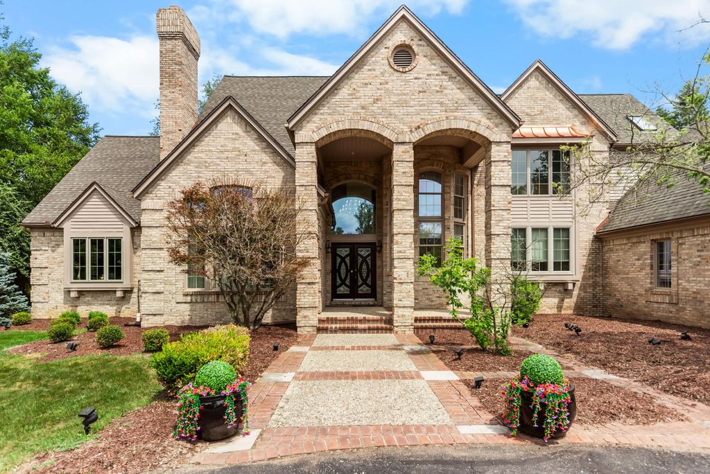 2086 Valleyview Drive, SuperiorCharterTownship_Washtenaw