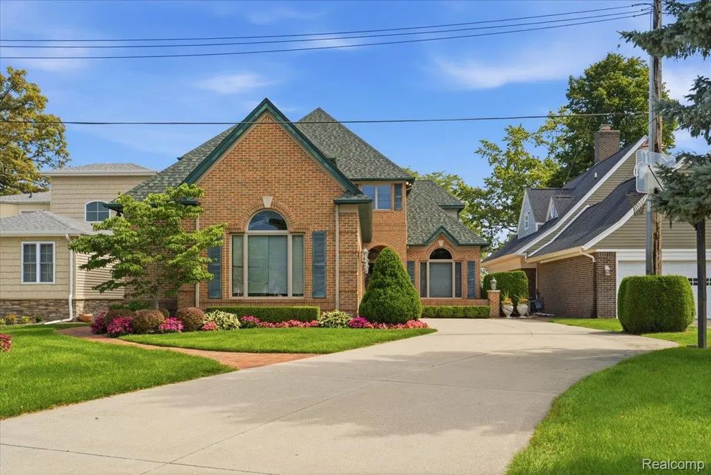 4108 Gratiot Avenue, PortHuronCity_StClair
