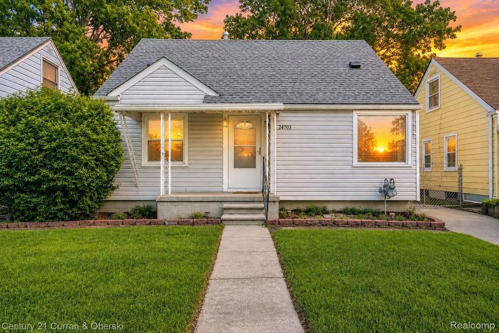 24708 Stanford Street, DearbornHeightsCity_Wayne