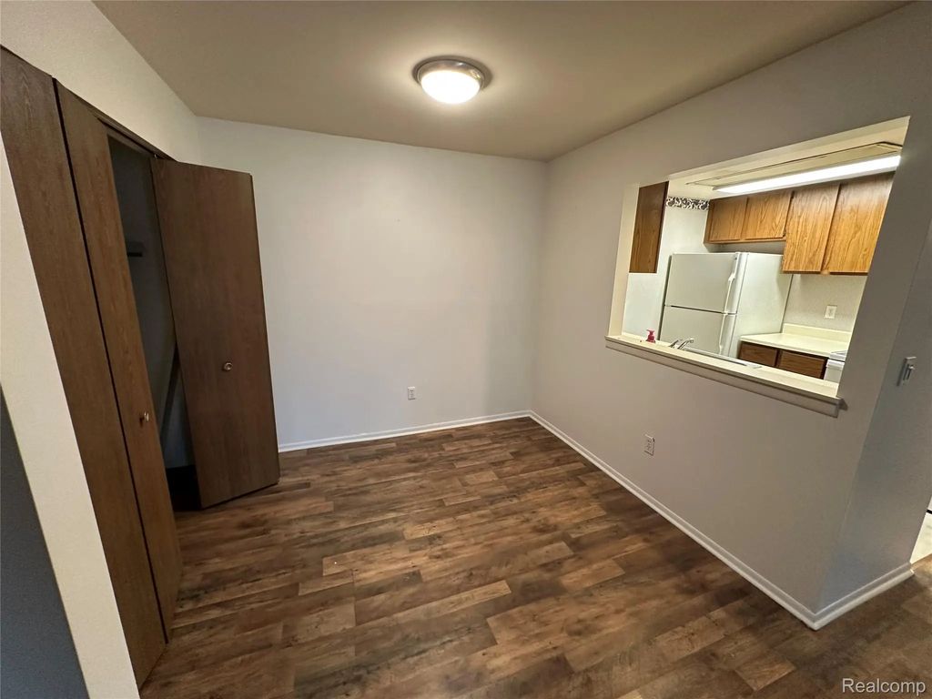 1459 E Chateau Vert Street E H, YpsilantiCharterTownship_Washtenaw