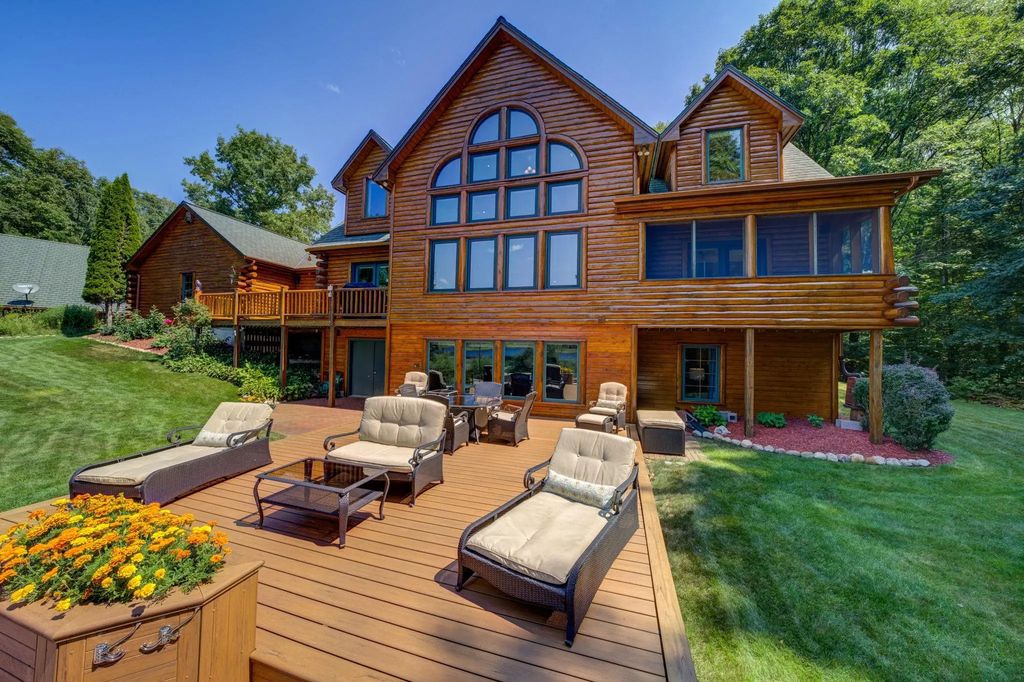 15495 E Pettengill Road, KassonTownship_Leelanau