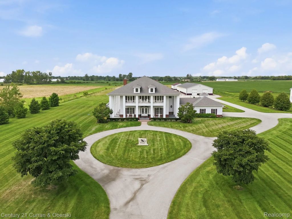 7591 Strong Road, BerlinCharterTownship_Monroe