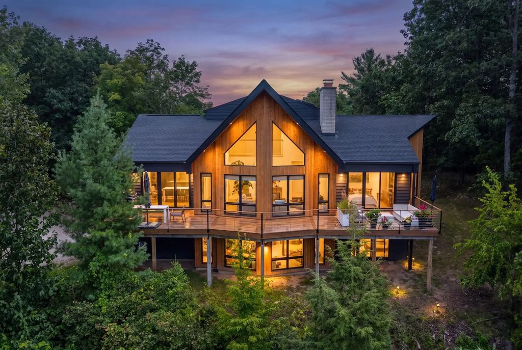 875 Lost Nations Trail, PeninsulaTownship_GrandTraverse