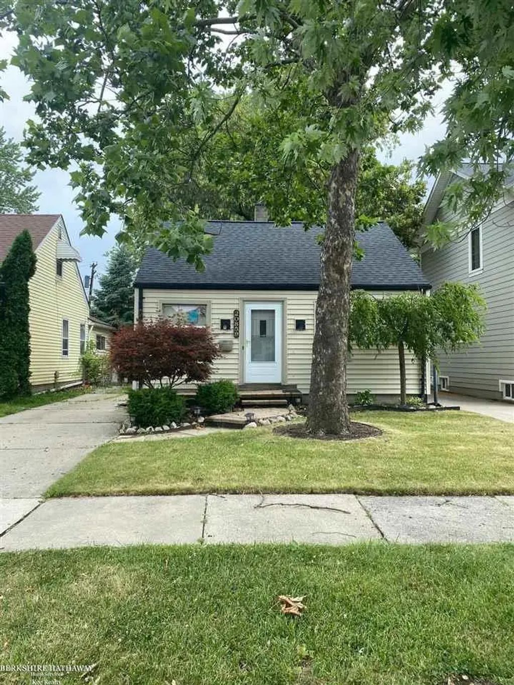 20859 Hampton Road, HarperWoodsCity_Wayne