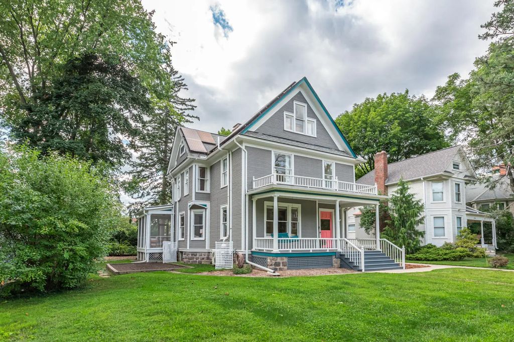 916 Olivia Avenue, AnnArborCity_Washtenaw