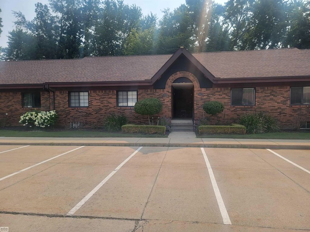 38610 Harrison Creek Road, HarrisonCharterTownship_Macomb