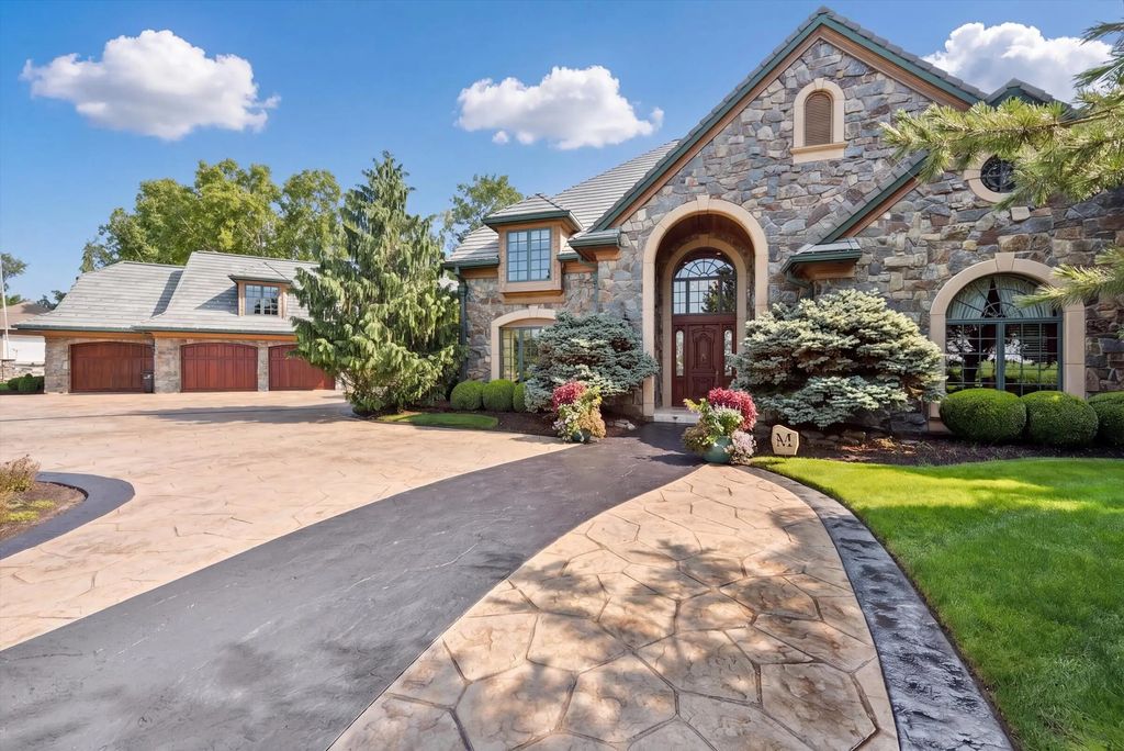 555 Maple Knoll Road, OvidTownship_Branch