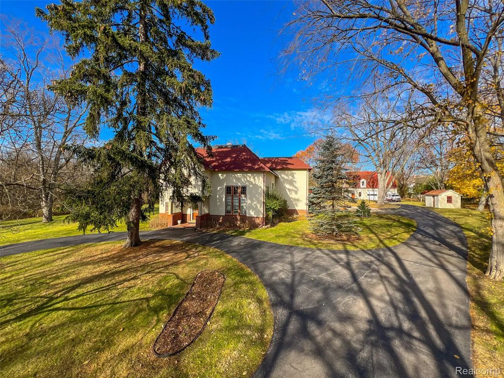 5044 Charing Cross Road, BloomfieldHillsCity_Oakland