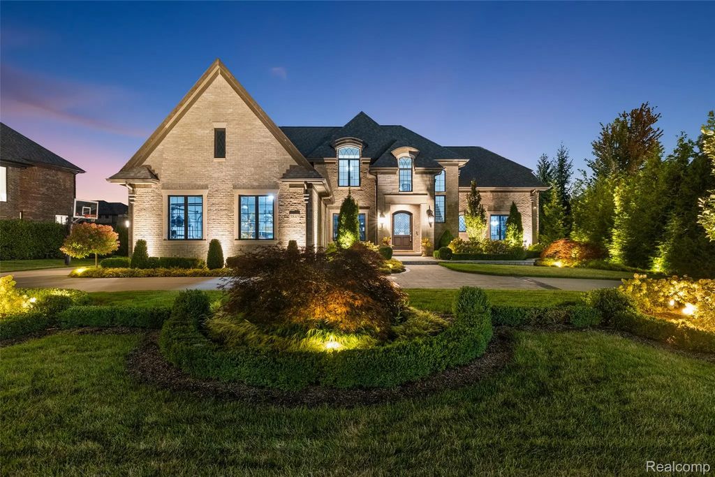 3845 Piccadilly Drive, RochesterHillsCity_Oakland