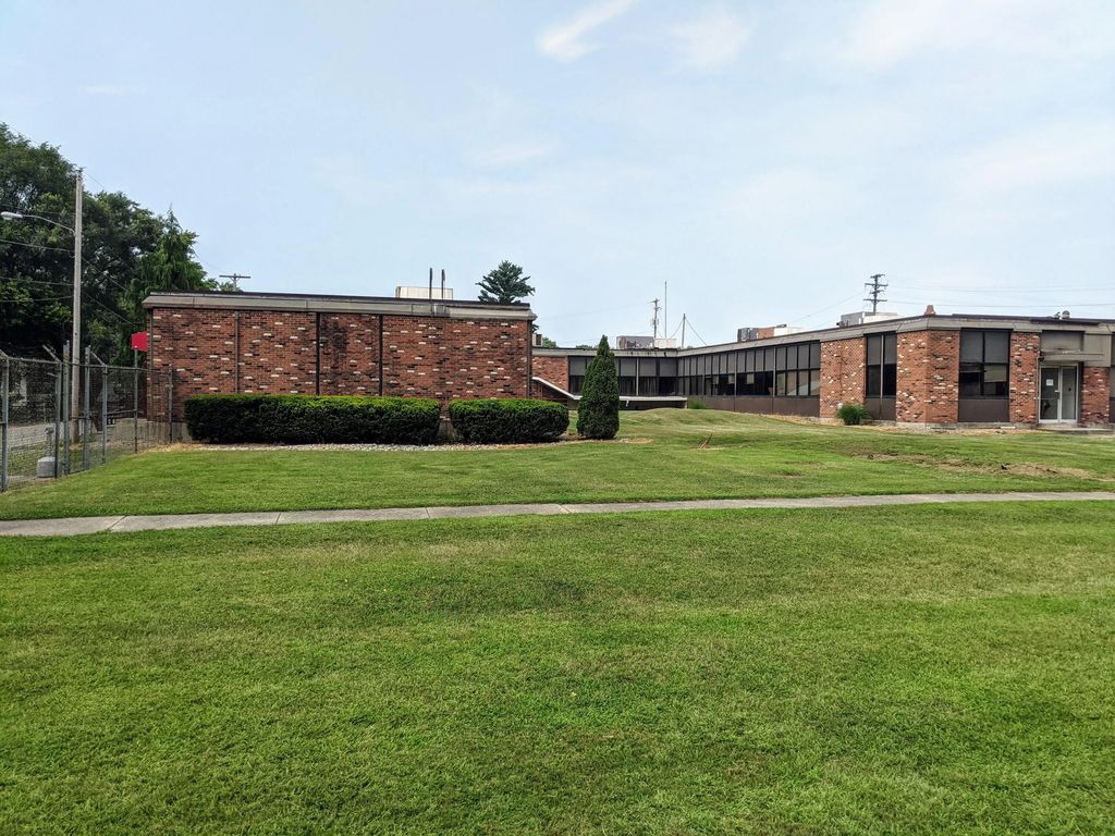 437 Fern Avenue Ll, BlackmanCharterTownship_Jackson