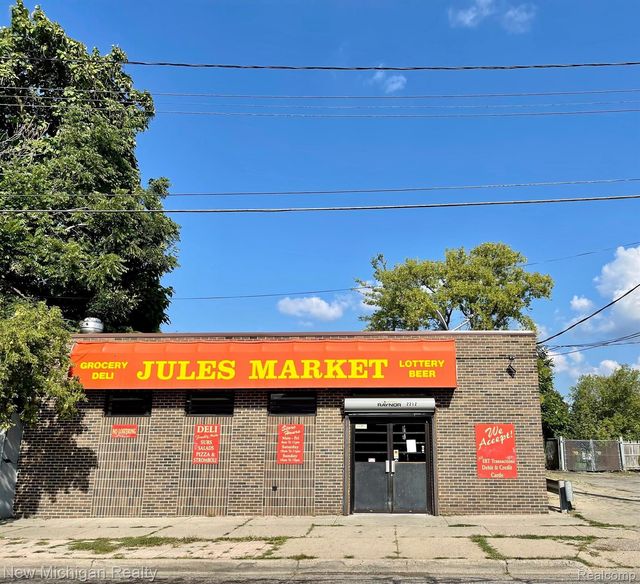 2212 Lewis Street, Flint
