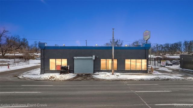 10311 W 8 Mile Road, Detroit
