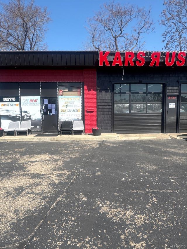 8230 N Telegraph Road, Dearborn Heights