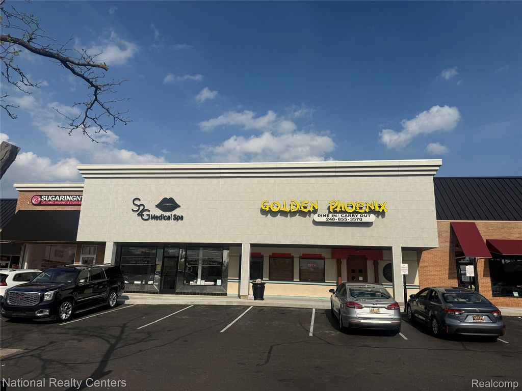 6257 W Orchard Lake Road E, West Bloomfield charter township