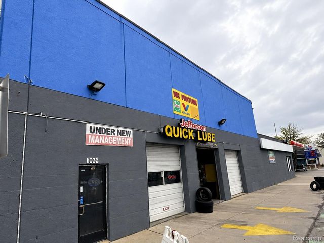 11032 W Jefferson Avenue, River Rouge