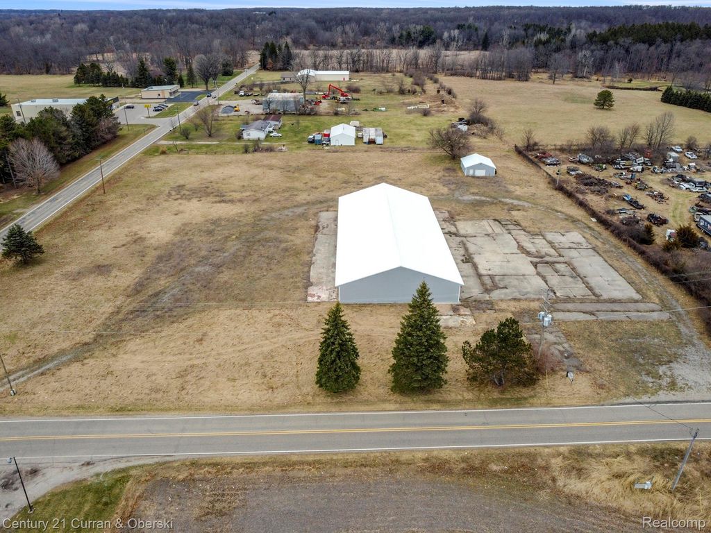1020 E Mosherville Road, Scipio township