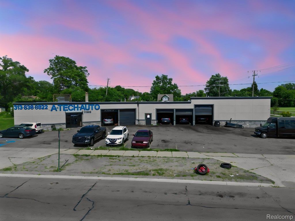 11300 Greenfield Road, Detroit city