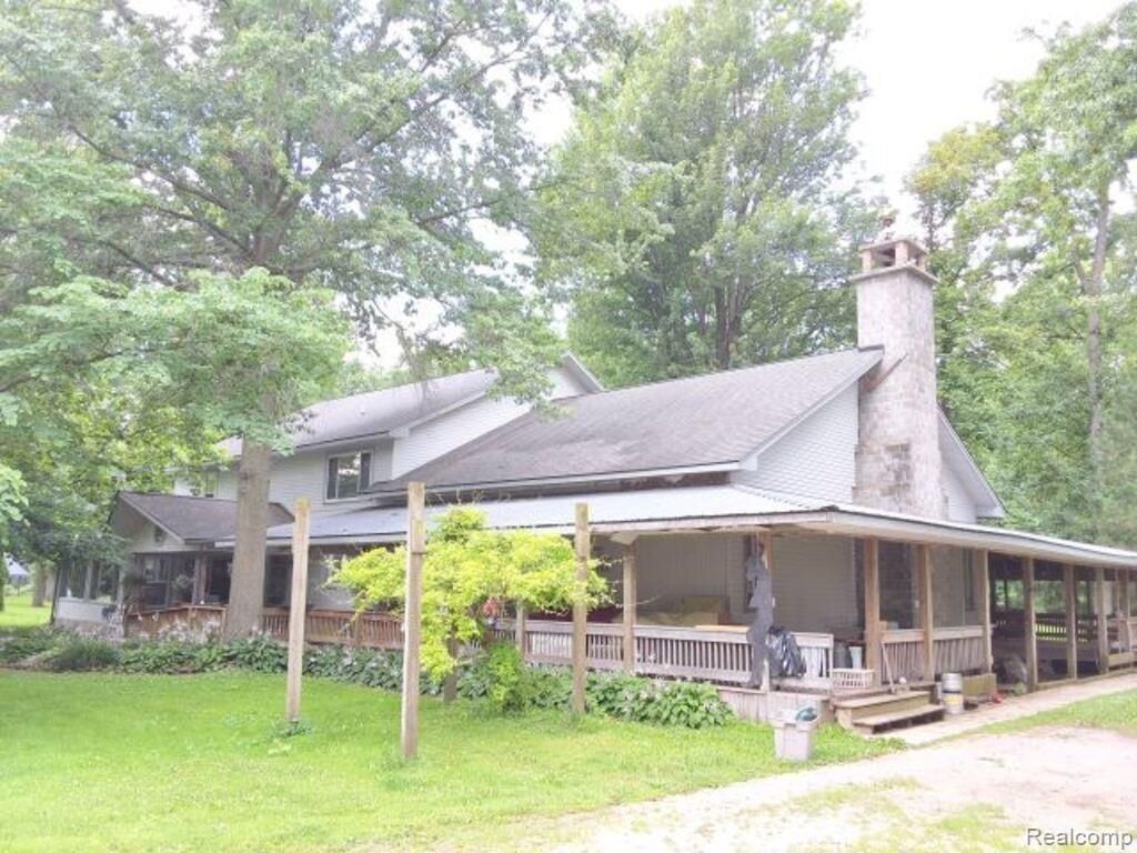 2040 Golf Course Rd, Clay township