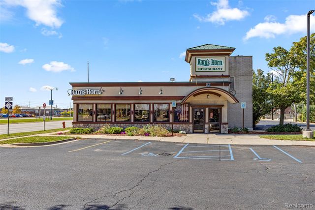 15544 Southfield Road, Allen Park