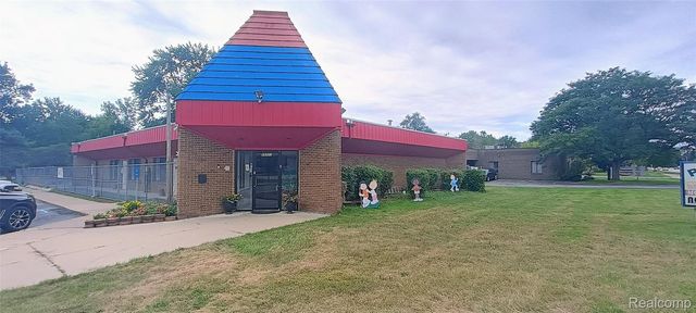 29721 6 Mile Road, Livonia