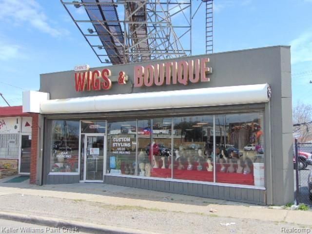 15391 Gratiot Ave, Detroit