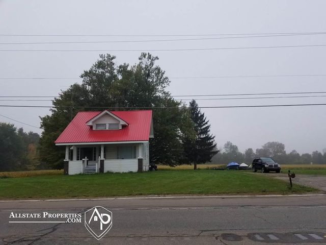 3311 N State Rd, Davison