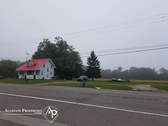 3311 N State Rd, Davison