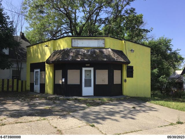 500 Page Avenue, Jackson