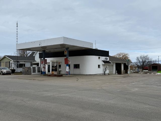 4404 Main St, Port Hope