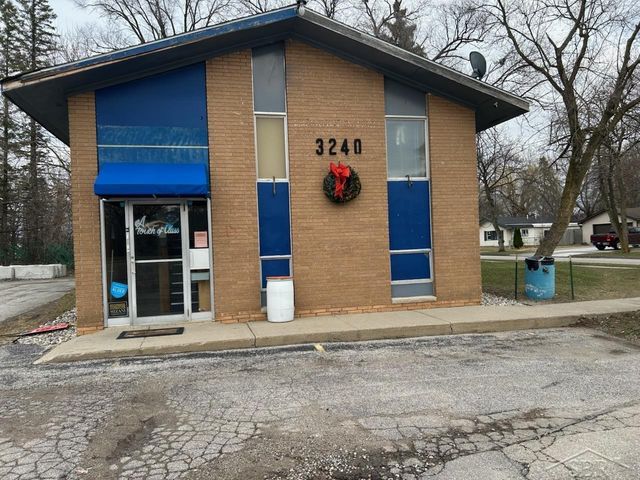 3240 Sheridan Ave, Saginaw