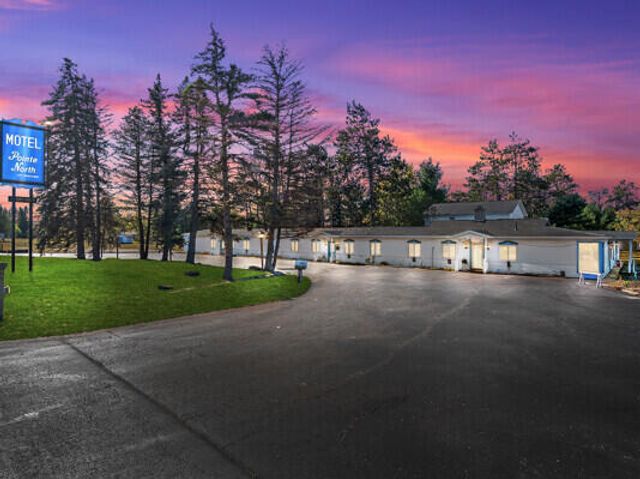 1024 I-75 Business, Grayling
