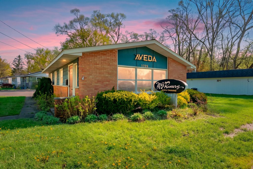 1726 W Michigan Avenue, Battle Creek city