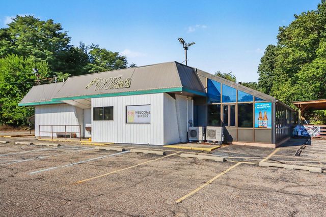 22575 Bedford Road N, Battle Creek
