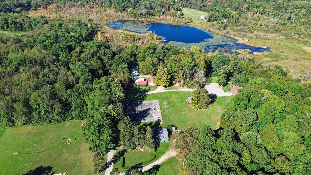 9325 Dwight Boyer Road, Watervliet