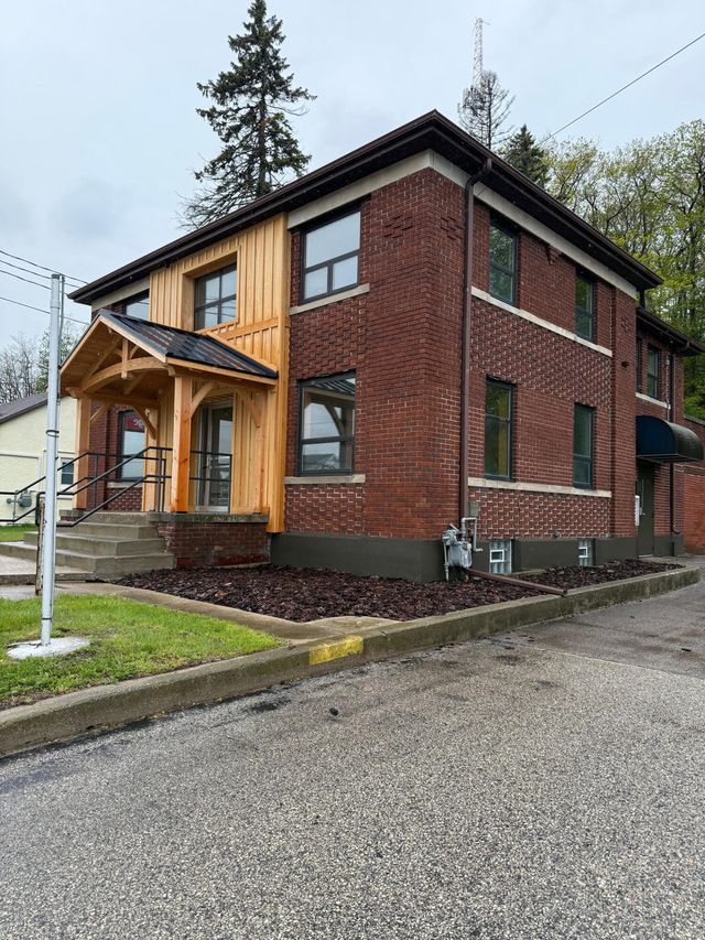 212 Arthur Street, Manistee