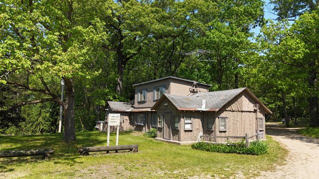 13544 Caberfae Highway, Wellston