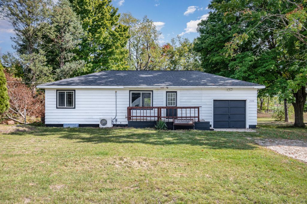 7232 N 126th Avenue, Crystal township